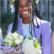 Sono una ragazza laureata in lingue straniere moderne disponibile a dare lezioni o ripetizioni di diverse materie